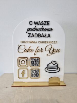 Tabliczka z logo firmy